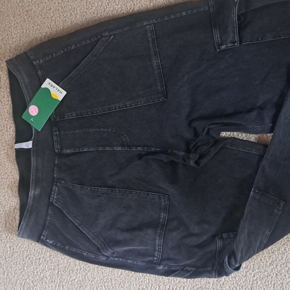 3X HALARA FLEX MIDRISE KNIT DENIUM CARGO PANTS - Picture 5 of 8